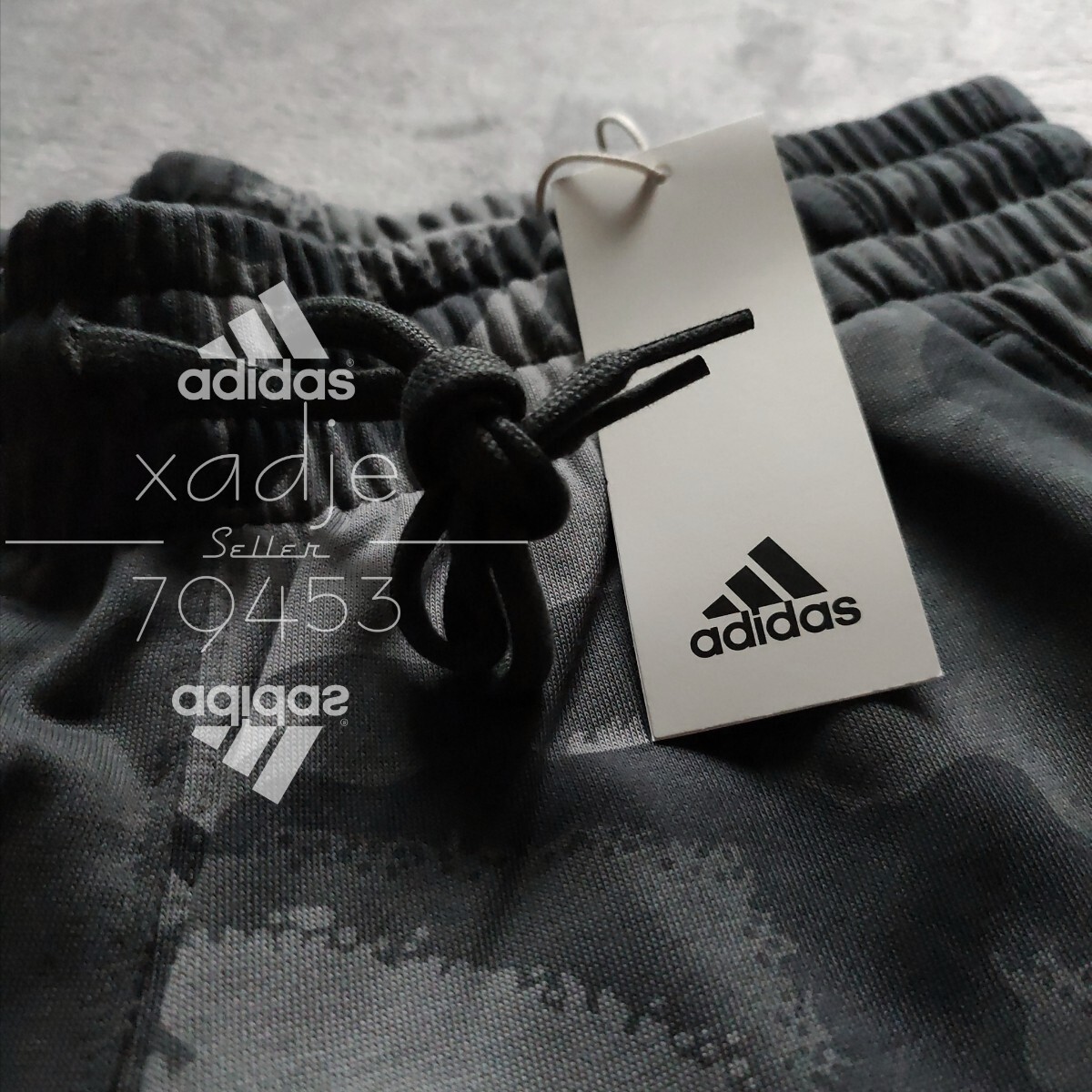 新品 正規品 adidas アディダス 上下セット スウェット セットアップ グレー チャコール 黒 ブラック ロゴ刺繍 総柄 迷彩 薄手 2XLの画像6