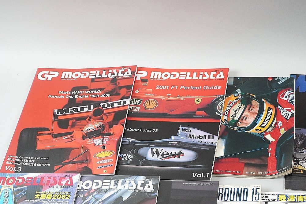 Ferrari フェラーリ F1-2000 パーフェクトファイル / THE HONDA ホンダ F1 1990 / 1964-1988 など 雑誌 / 書籍 まとめてセットの画像2