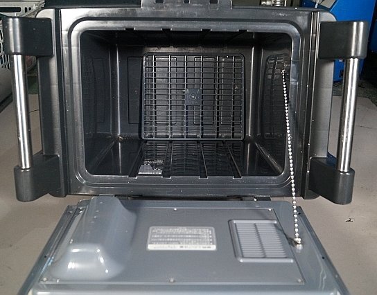 ◎ TWINBIRD ツインバード 2電源式 ポータブル冷温ボックス 冷温庫 スーパーデュオカーゴ 20 100V ※ジャンク品 OR-661の画像8