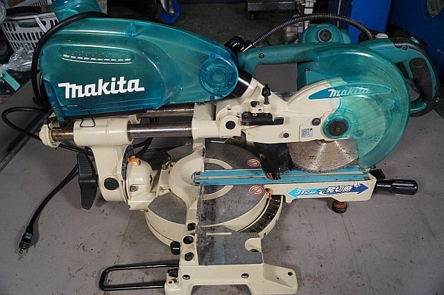 ◎ makita マキタ 190mm スライドマルノコ 100V ※ジャンク品 LS0716F 【送料落札後調整】_画像1