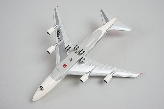 ★ hogan ホーガン 1/500 B747-400 JAL JA8906 国際線就航50周年 ありがとうジャンボ BJE2081の画像3