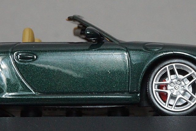 ミニチャンプス PMA 1/43 Porsche ポルシェ 911 (997 II) カレラ S カブリオレ グリーン メタリック ディーラー特注 WAP02001418の画像4