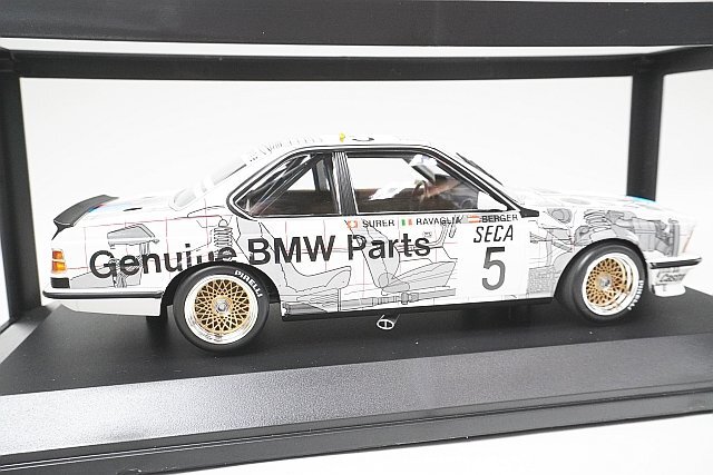 ミニチャンプス PMA 1/18 BMW 635 CSi BMW BELGIUM 24h スパ 優勝 1985 #5 155852505の画像3