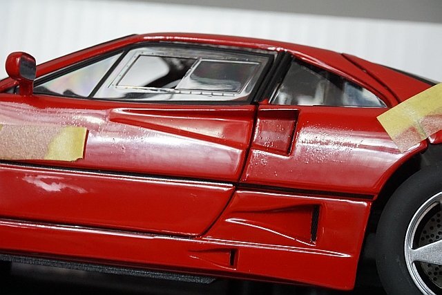Hot Wheels ホットウィール エリート 1/18 Ferrari フェラーリ F40 コンペティツィオーネ テストバージョン 1989 レッド P9922の画像3