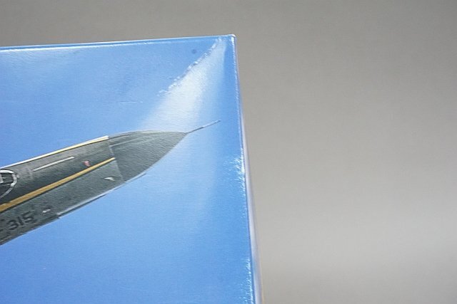 ★ Hasegawa ハセガワ 1/48 日本航空自衛隊 戦闘機 F-4J改 スーパーファントム 301SQ F-4 ファイナルイヤー 2020 プラモデル 07484の画像4