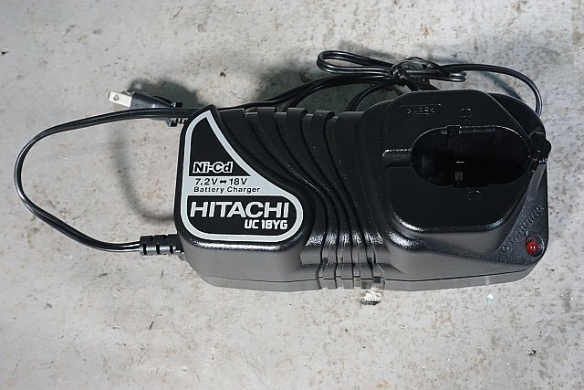 ◎ HITACHI ヒタチ 日立工機 コードレスインパクトドライバー 充電器 バッテリー ケース付き UC18YG EB1214S ※動作確認済み FWH12DC3の画像6