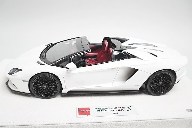 アイドロン / メイクアップ 1/18 Lamborghini ランボルギーニ アヴェンタドール S ロードスター 2017 バルーンホワイト 限定50台 EML055Bの画像1