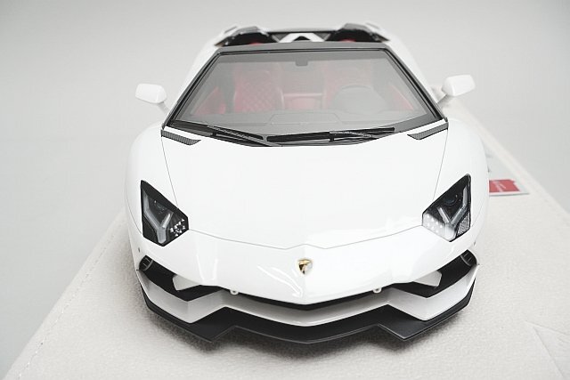 アイドロン / メイクアップ 1/18 Lamborghini ランボルギーニ アヴェンタドール S ロードスター 2017 バルーンホワイト 限定50台 EML055Bの画像2