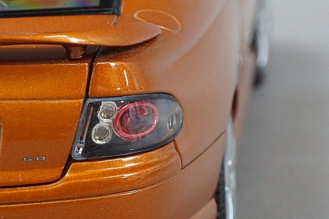 gmp 1/18 Pontiac ポンティアック GTO 2006 オレンジ G1802406の画像5