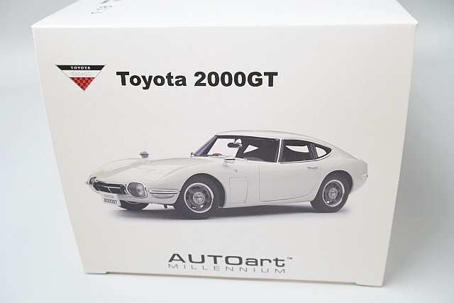 AUTOart オートアート 1/18 TOYOTA トヨタ 2000 GT クーペ アップグレード ホワイト 78747の画像8