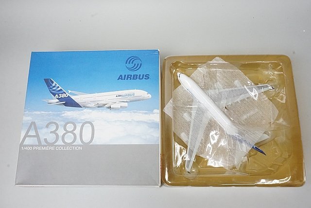 ★ DRAGON ドラゴン 1/400 A380 AIRBUS エアバス レジ番号付与なし 55823の画像8