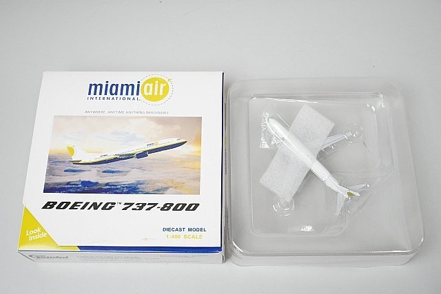 ★ Gemini Jets ジェミニ 1/400 B737-800 miami air マイアミエア N738MA GJBSK450の画像5