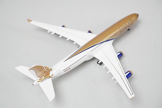 ★ DRAGON ドラゴン 1/400 A340-300 GULF AIR ガルフエア A40-LH 55890_画像2