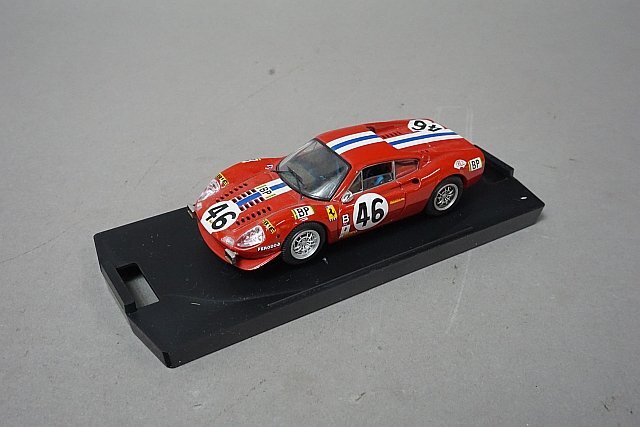 Bang 1/43 Ferrari Ferrari 330 P4 24H Ла Манш \'67 красный 7098/ Dino 246 GT LM Ла Манш 1972 #46 красный 7168 2 шт. комплект 