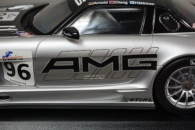 ミニチャンプス PMA 1/18 Mercedes Benz メルセデスベンツ SLS AMG GT3 TEAM AMG CHINA 6H ZHUHAI 2011 #96 ※パーツ破損有り 151113196の画像4