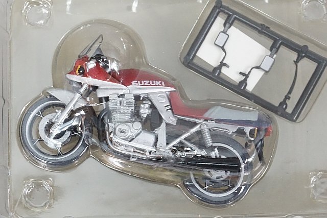 1/24 F-toys ロードバイクコレクション ヤマハ RZ250 / イクソ スズキ GSV-R #10 など4点セットの画像6