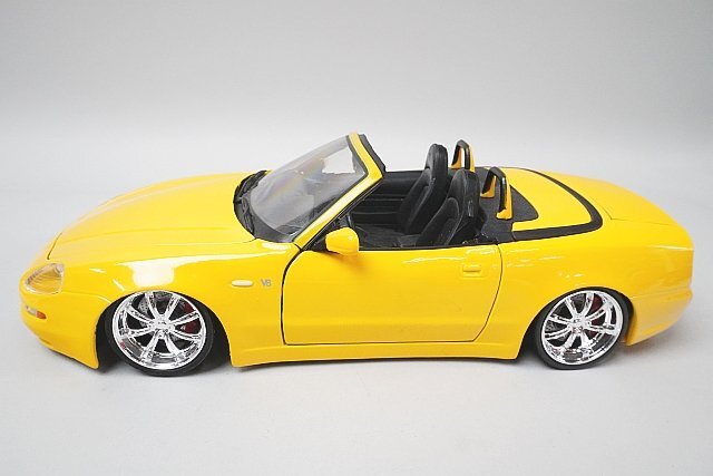 Maisto マイスト 1/18 Maserati マセラティ SPYDER スパイダー イエロー ※難有・ジャンク品・本体のみの画像1