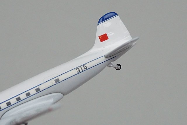 * Aero Classicsaero Classics 1/400 Lisunov Li-2 China ..315