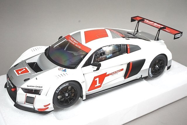 AUTOart オートアート 1/18 Audi アウディ R8 LMS FIA GT GT3 2016 プレゼンテーションカー (ジュネーブモーターショー) 81600の画像1