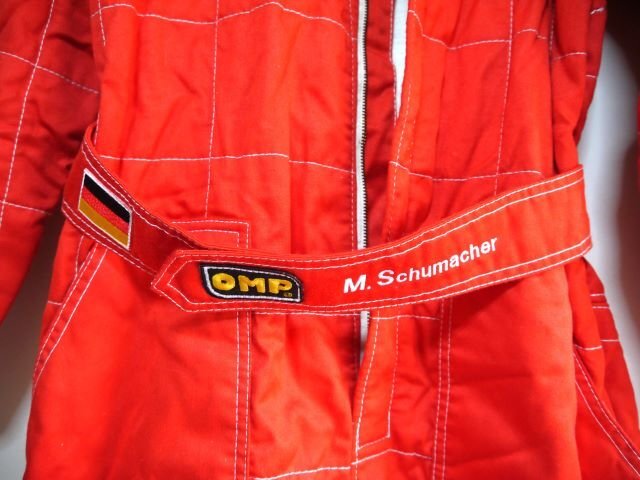 ▽ OMP Ferrari フェラーリ Marlboro マルボロ ミハエル・シューマッハ つなぎ レーシングスーツ 赤の画像3