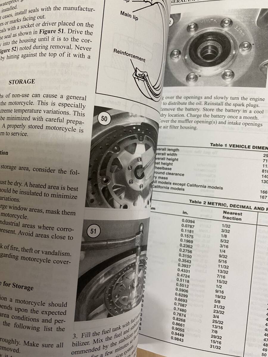 【CLYMER】スズキ GSX-R1000 K5 K6 05 06 CLYMER整備書 サービスマニュアル【英字】の画像2