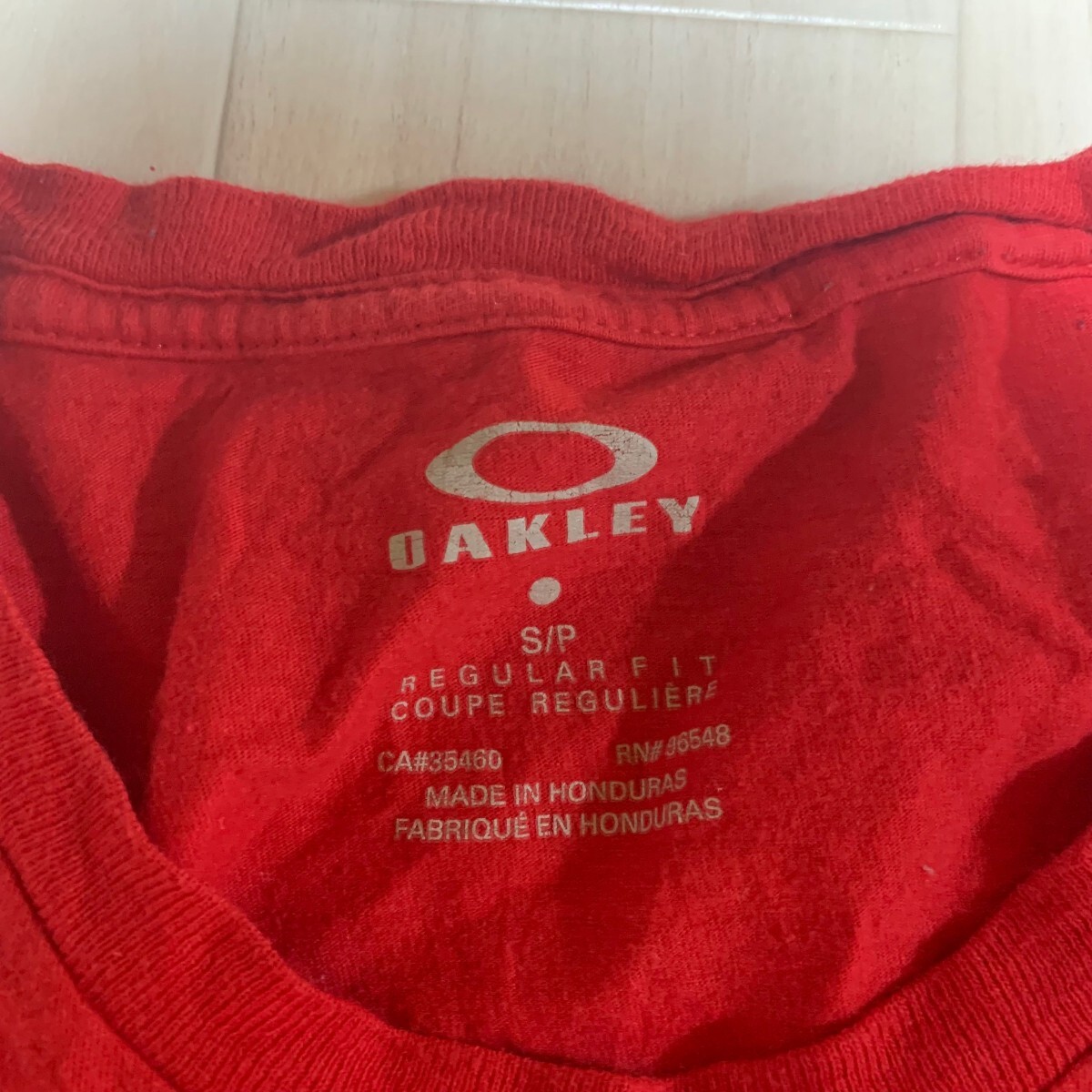 OAKLEY オークリー Tシャツ 半袖 トップス ロゴプリント　サーフィン　レッド　_画像5