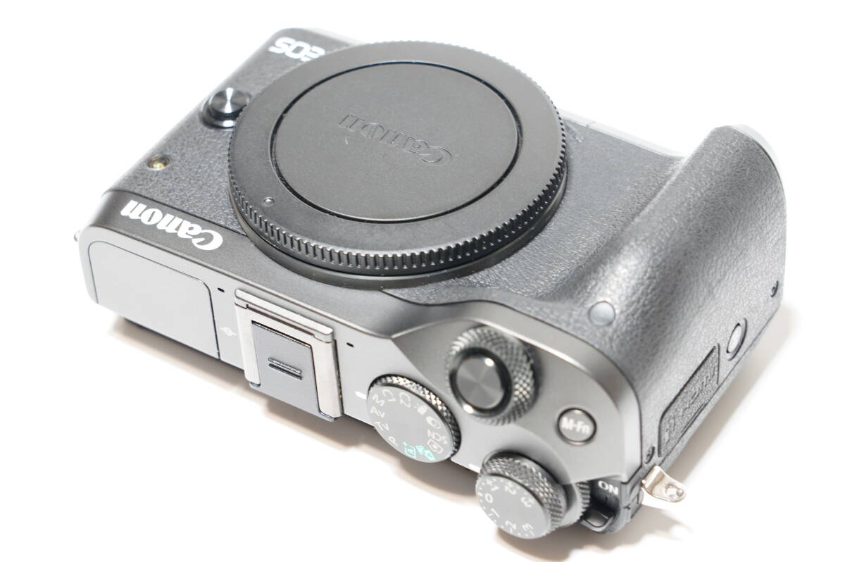 26250円 【お得】Canon EOS M6 レンズ2本キット その他の 26250円 【お得】Canon EOS M6 レンズ2本キット その他の