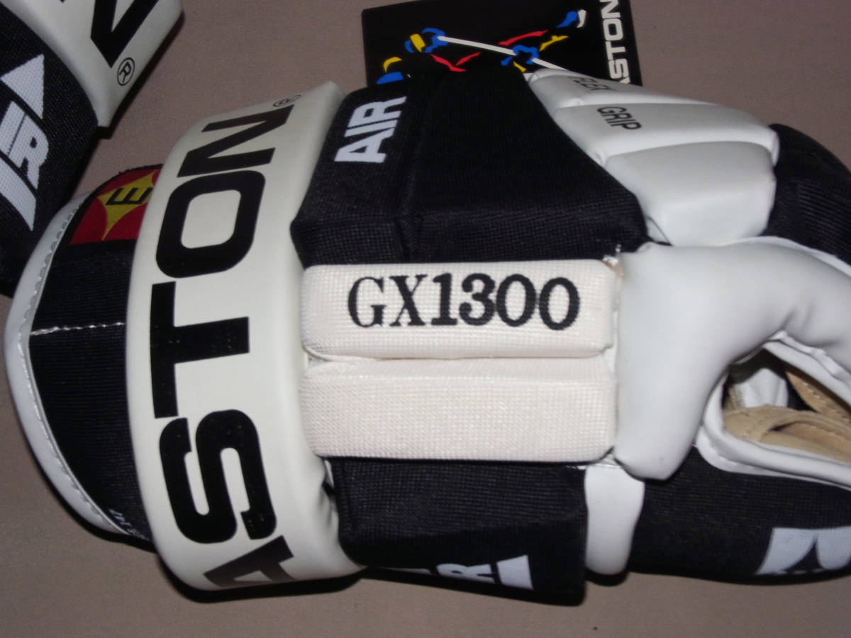 [ new goods ] EASTON Ice & Roller Hockey Gloves hockey glove East nGX1300