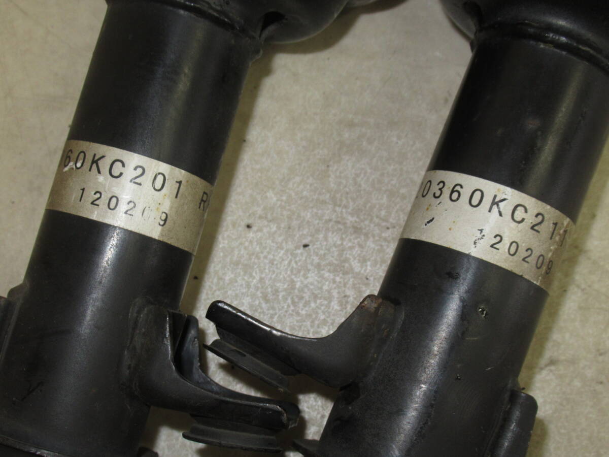 全国送料無料！スバルKK3ヴィヴィオ RX-R純正サスペンションキット1台分中古品 2WD EN07 S/C サスキット 20360KC201(KC211) オイル漏れ無しの画像9