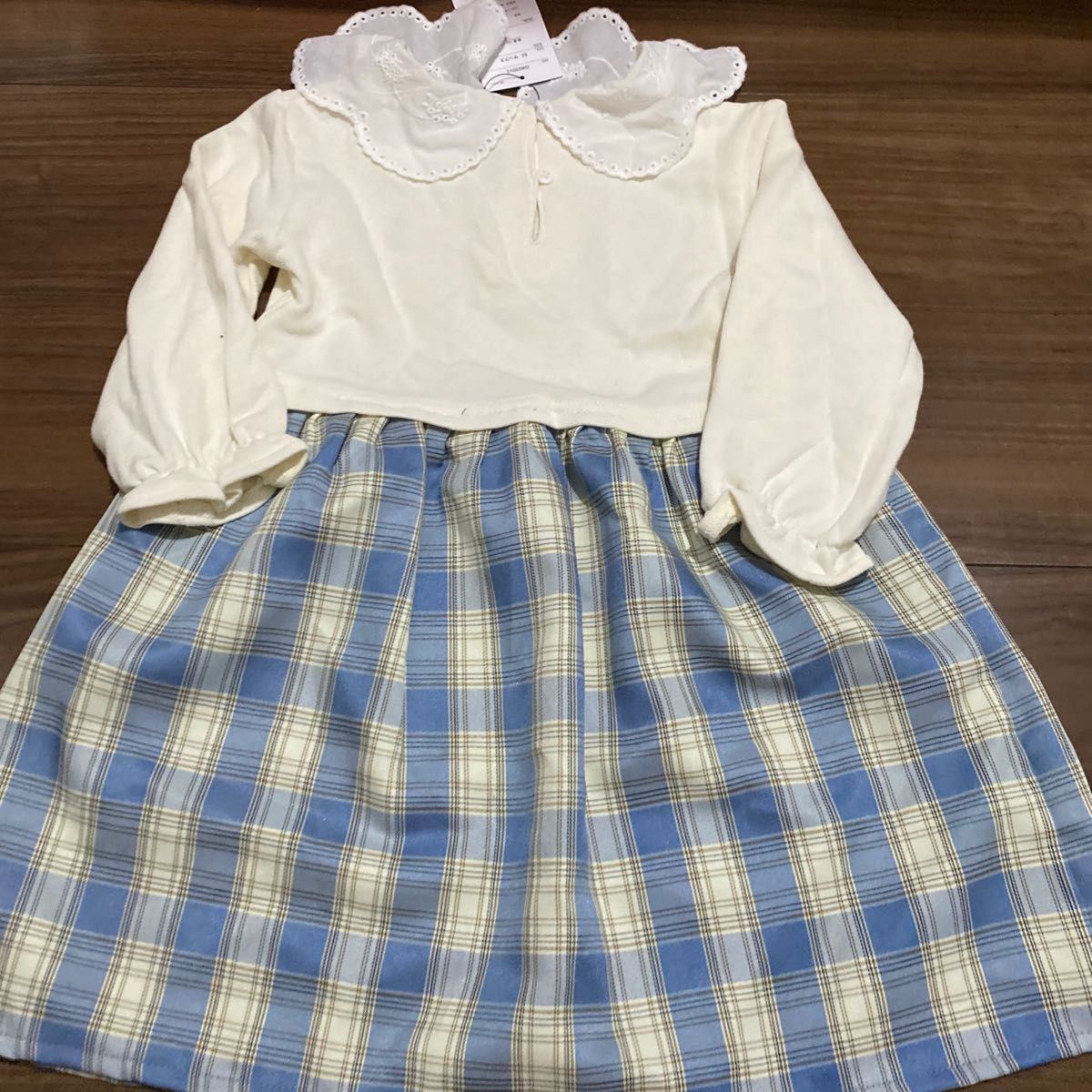 新品 タグ付き　キッズ子ども女の子 長袖ワンピース　１１０センチ イーストボーイ