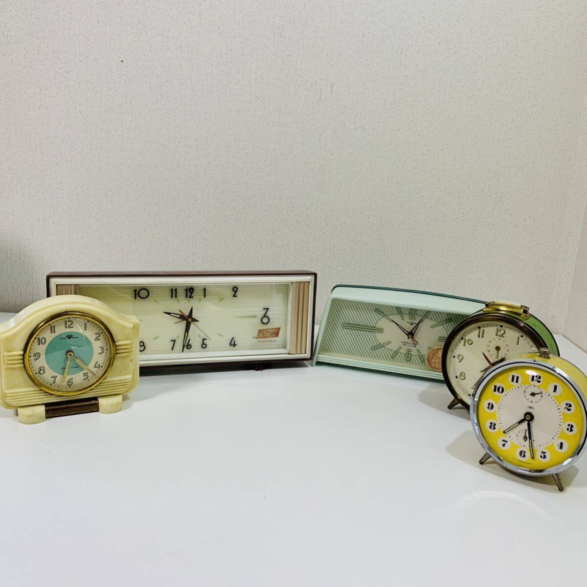 置時計 アンティーク レトロ まとめ売り 5個 東京時計 Tokyo Clock No.1455 No.1308 特許番号377368 No.651 Rhythm 動作未確認 ジャンクの画像1