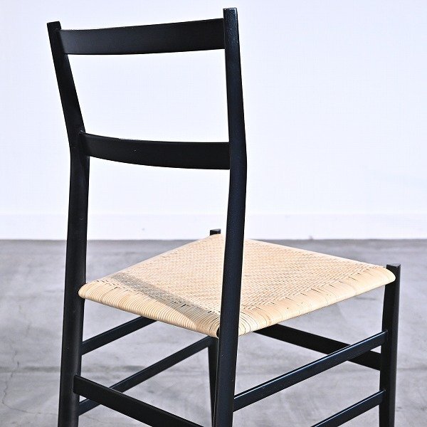 Cassina 40万「スーパーレジェーラ 699」ダイニングチェアa ジオ Cassina 40万「スーパーレジェーラ 699」ダイニングチェアa ジオ