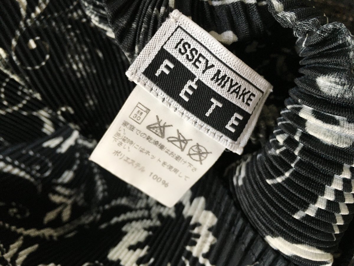 美品 ISSEY MIYAKE イッセイミヤケ FETE   プリーツ ワンピース02 IF62FH234の画像5