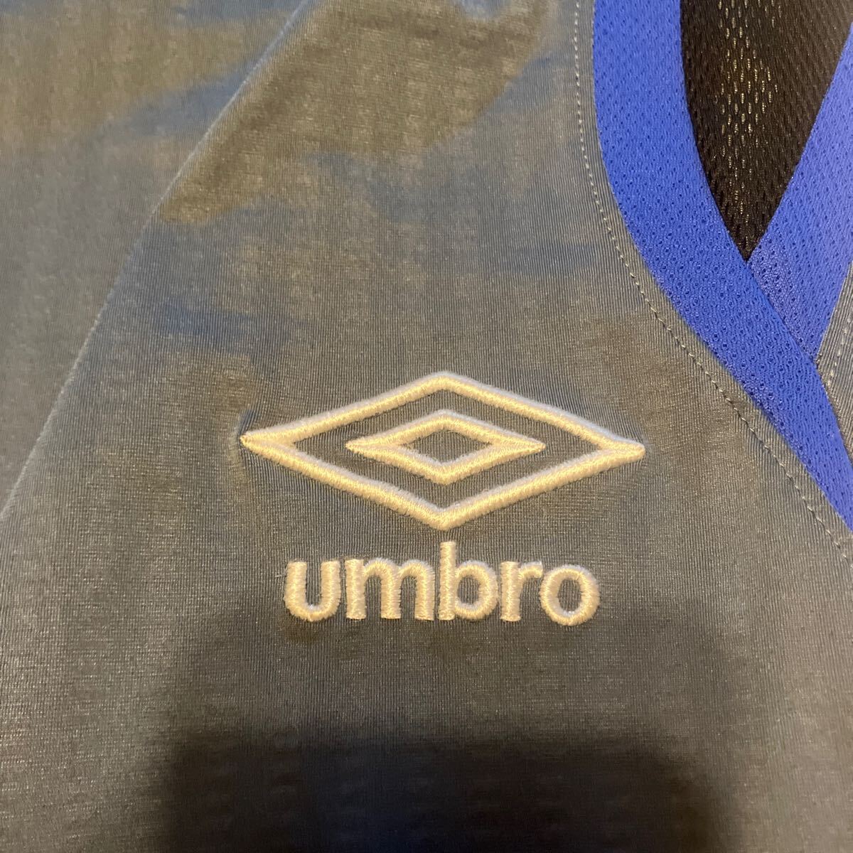 umbro アンブロ プロトレーニング 裾ベルクロ サイズO _画像4