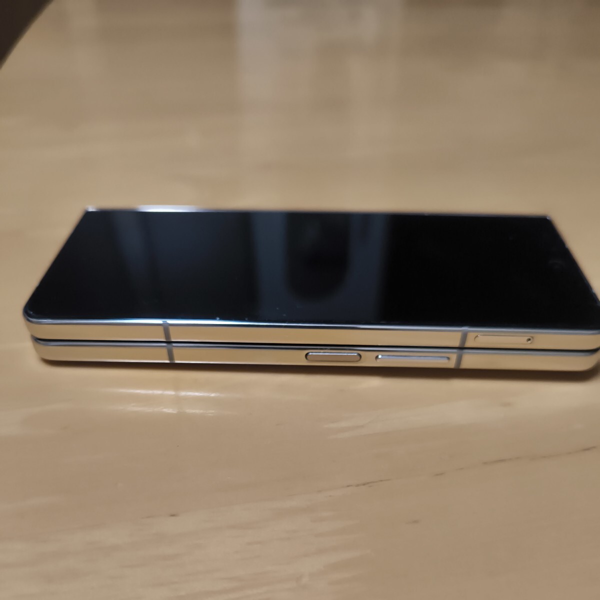 中古美品 画面新品 Galaxy Z Fold 4 256GB SIMフリー|Yahoo 中古美品 画面新品 Galaxy Z Fold 4 256GB SIMフリー|Yahoo