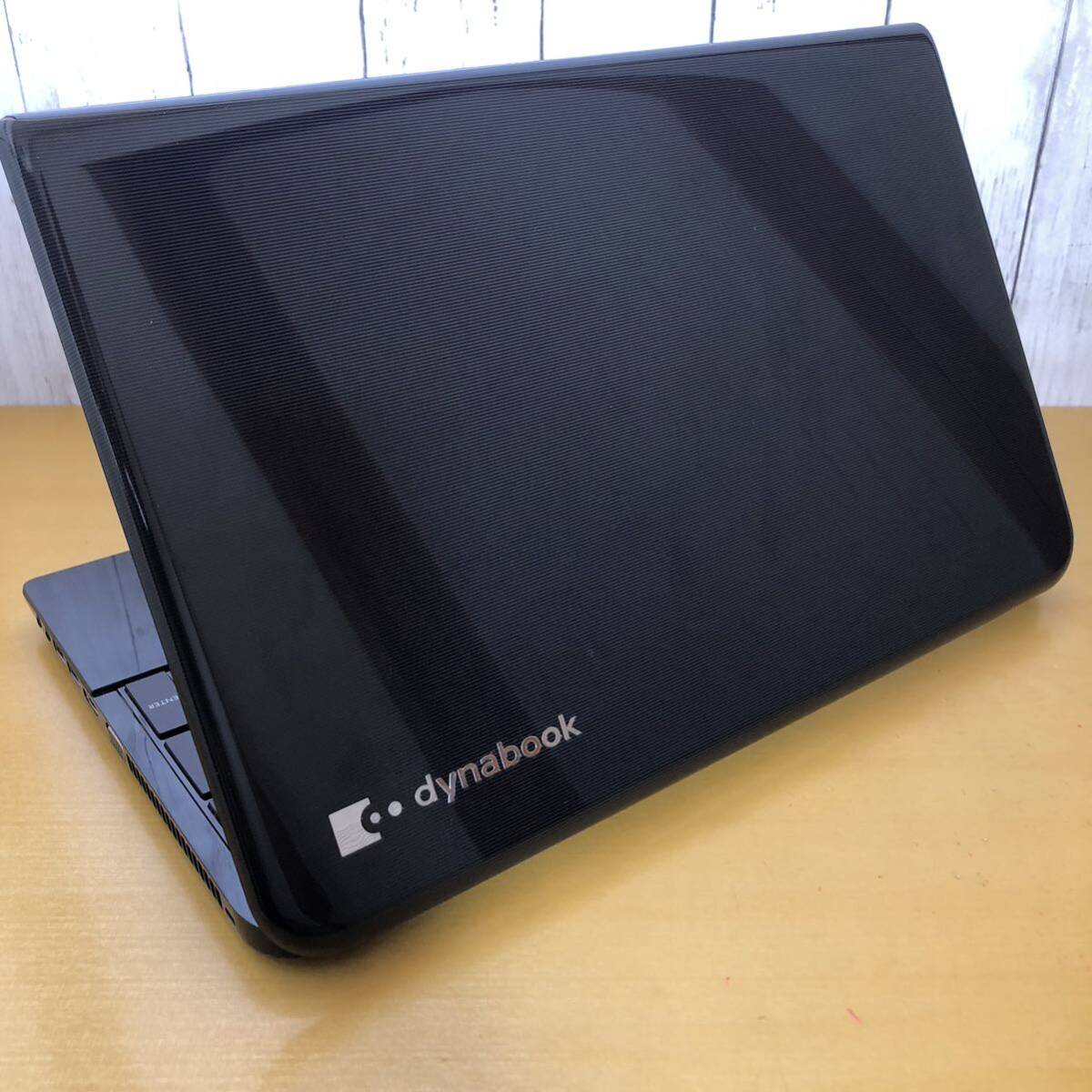 ★美品★格安★東芝☆最新Windows11+新品SSD256GBで快速動作☆i3/8GB/Wi-Fi/Webカメラ/HDMI/Bluetooth/テンキー/Office 中古【初心者】