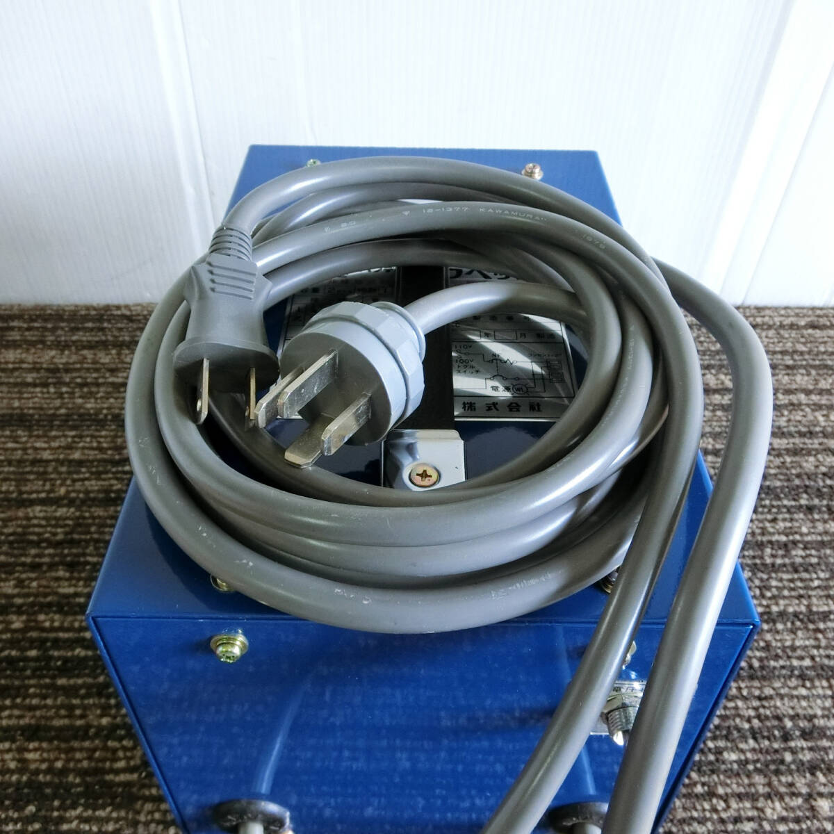 Yahoo!オークション - 2 美品 辻電機 乾式絶縁変圧器 ハンディ Yahoo!オークション - 2 美品 辻電機 乾式絶縁変圧器 ハンディ