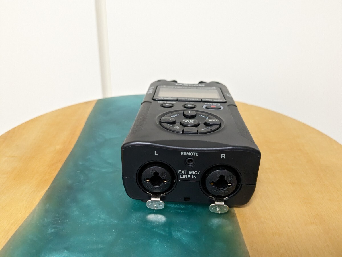 （中古品）TASCAM DR-40X デジタルオーディオレコーダー / オーディオインターフェースの画像4
