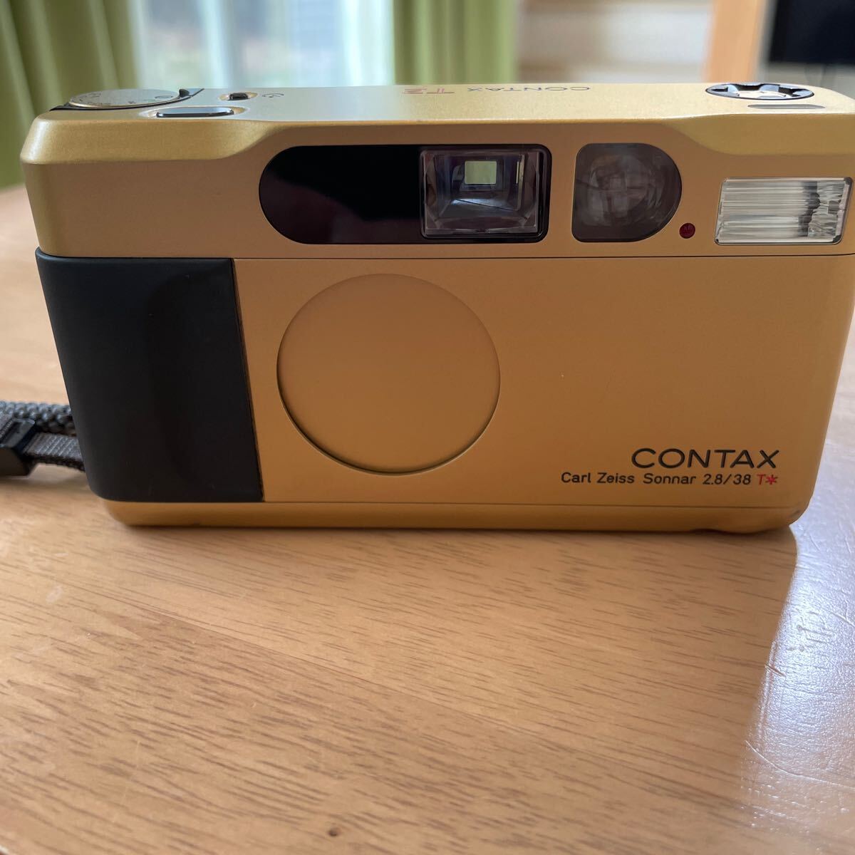 ジャンク CONTAX コンタックス T2 gold ゴールドの画像1