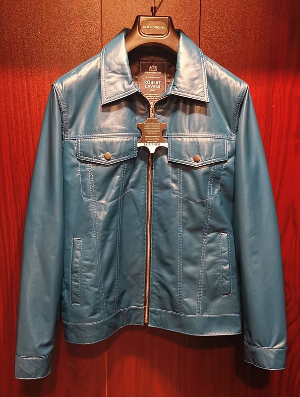 【美品】ROBERT CAVANI 青 レザージャケット Yahoo!オークション - 最高峰28万 EU製 イタリア・ローマ発