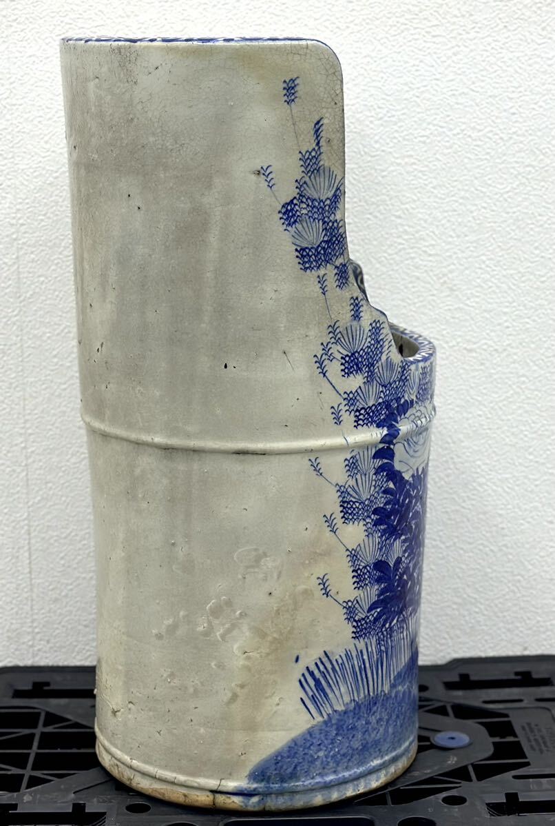 Bibian 比比昂- 蛸唐草染付伊万里焼古便器陶磁器小便器陶器昭和 Bibian 比比昂- 蛸唐草染付伊万里焼古便器陶磁器小便器陶器昭和