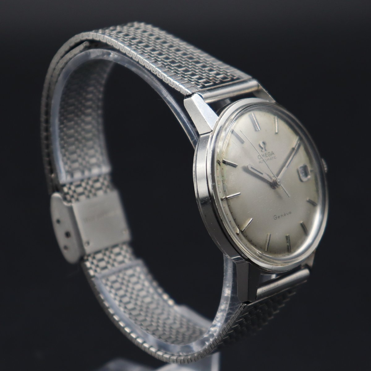 OMEGA GENEVE オメガ ジュネーブ Ref.166.037 Cal.565 自動巻き 1970年頃製造 デイト スイス製 アンティーク メンズ腕時計_画像4