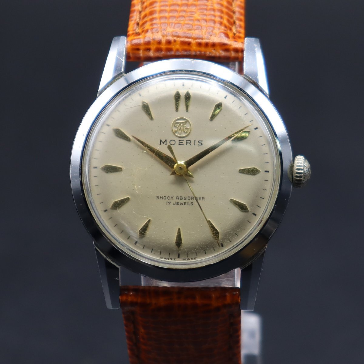希少 MOERIS GRANDS PRIX モーリス グランプリ 手巻き 17石 シルバーカラー スイス製 新品革ベルト アンティーク メンズ腕時計の画像3