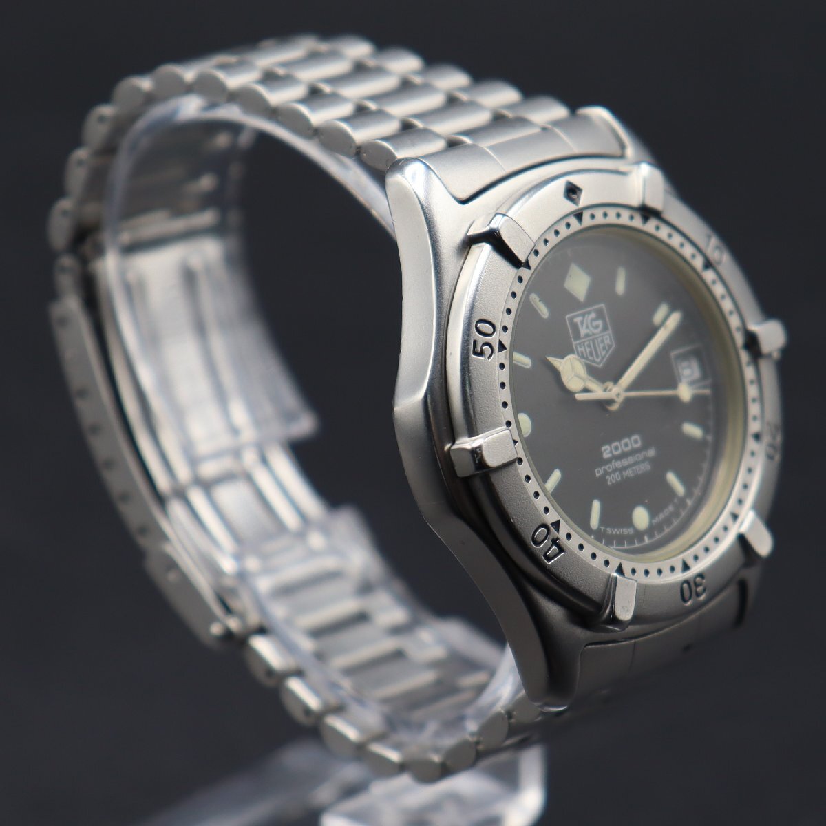 TAG HEUER タグホイヤー プロフェッショナル 2000 クォーツ 200M防水 962.006 グレー文字盤 デイト スイス製 純正ブレス メンズ腕時計の画像4