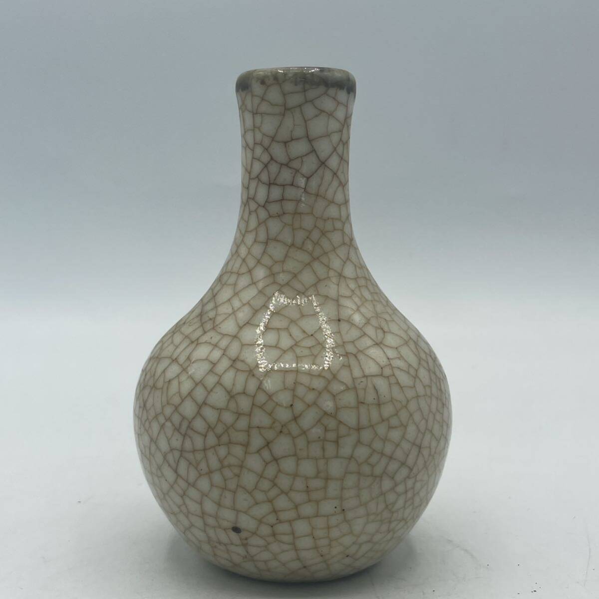 哥窯釉 小壺 白色 / 時代 中国美術 壺 花瓶 茶器 検索： 哥窯  .1737の画像3