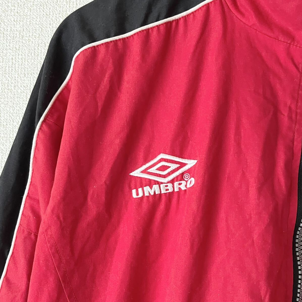 UMBRO アンブロ 90's AJAX アヤックス・アムステルダム ナイロン UMBRO アンブロ 90's AJAX アヤックス・アムステルダム ナイロン