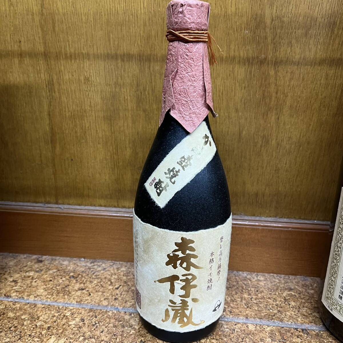 森伊蔵 空瓶 4本セット★空き瓶 一升瓶 芋焼酎 幻 名酒★鹿児島県 日本酒 プレミア 酒蔵 ディスプレイ 居酒屋 バー 飲食店 ガラス 空きビン