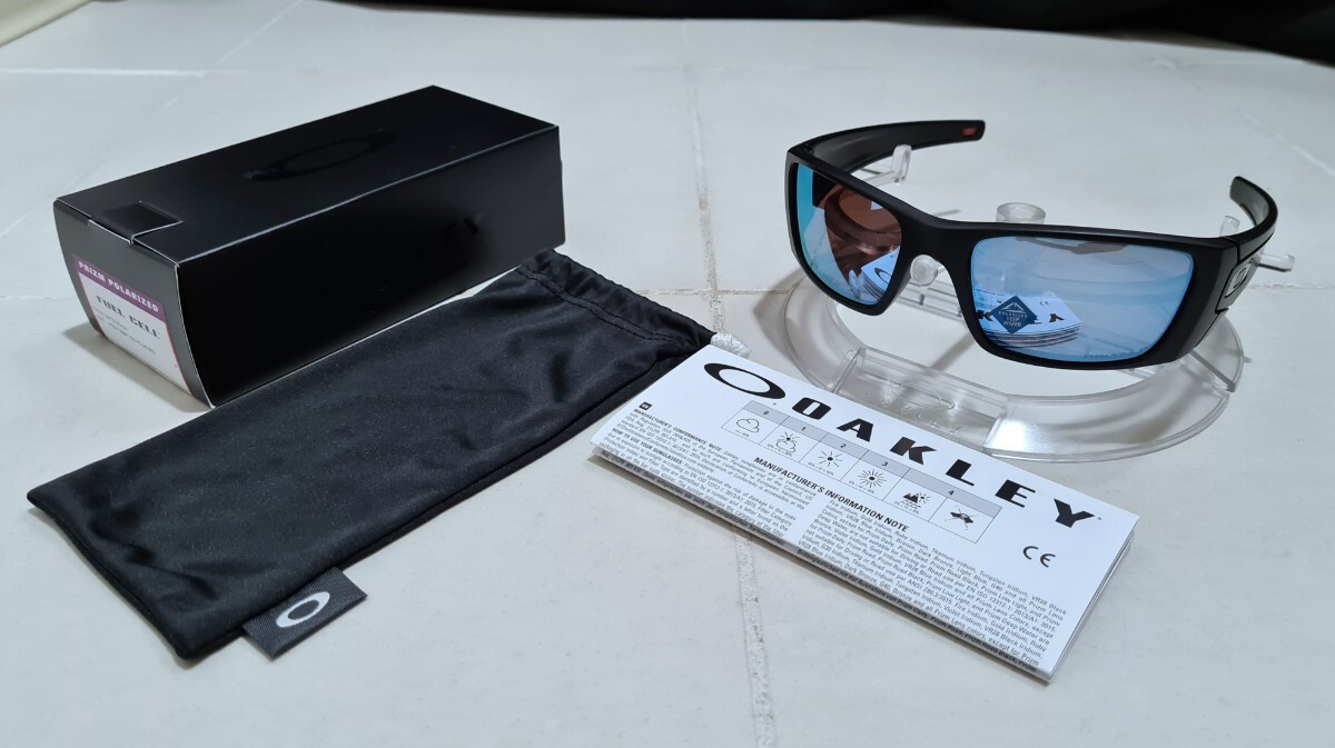 新品 偏光 OAKLEY FUEL CELL オークリー フューエルセル PRIZM DEEP WATER POLARIZED プリズムディープウォーター ポラライズド サングラス_画像3