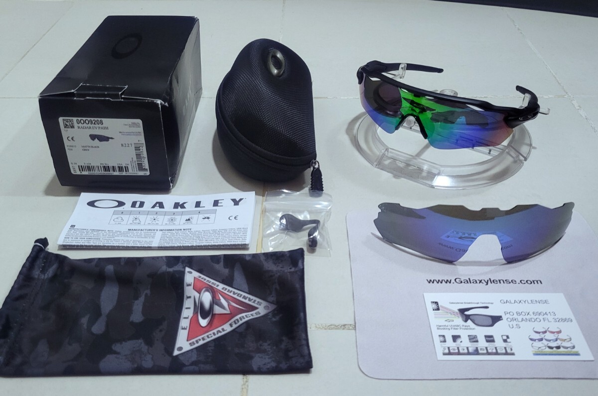 正規品 新品 偏光レンズ2枚付き OAKLEY RADAR EV PATH 正規品 新品 偏光レンズ2枚付き OAKLEY RADAR EV PATH