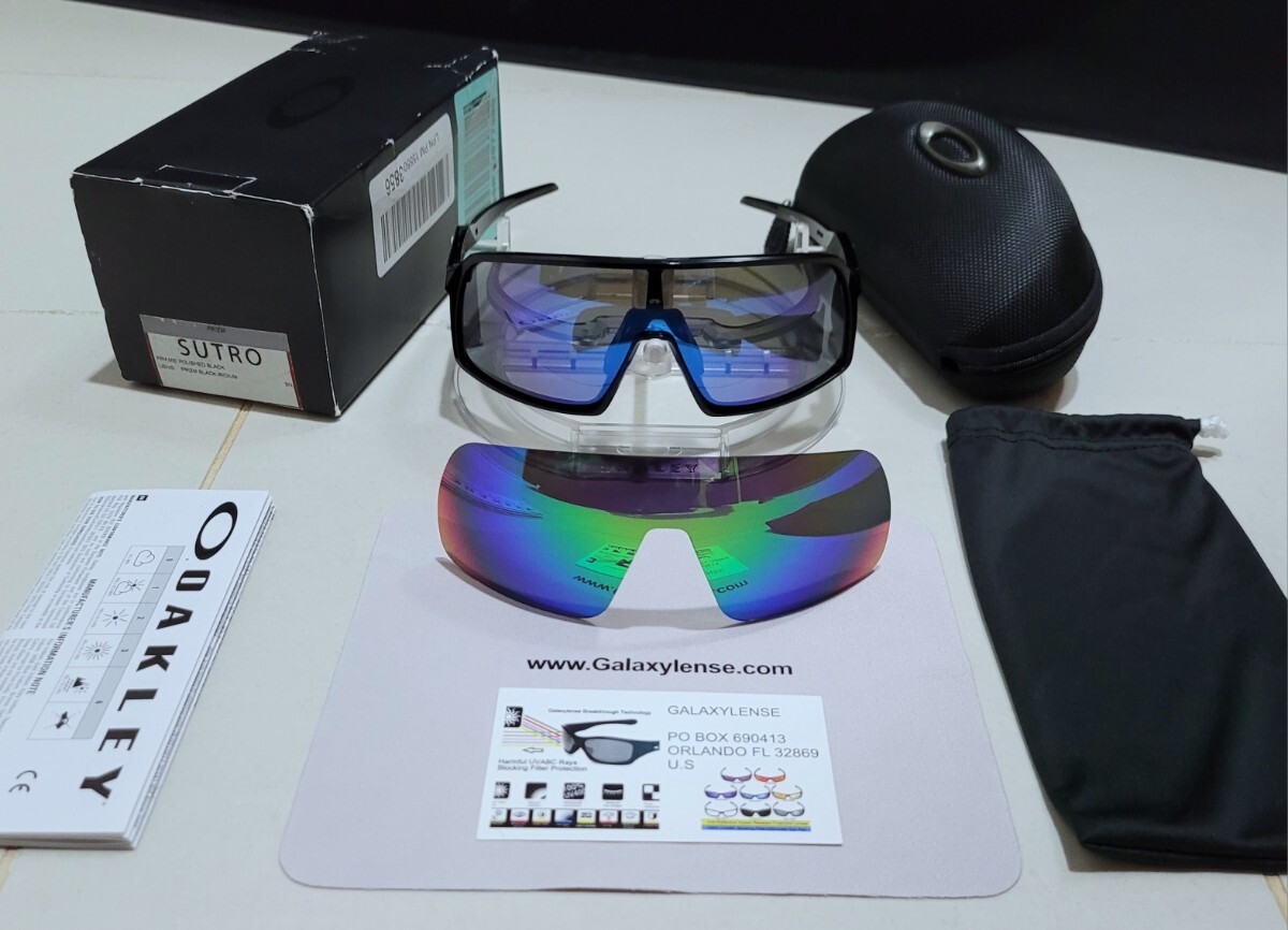 正規品 新品 偏光レンズ2枚付き OAKLEY SUTRO オークリー 正規品 新品 偏光レンズ2枚付き OAKLEY SUTRO オークリー